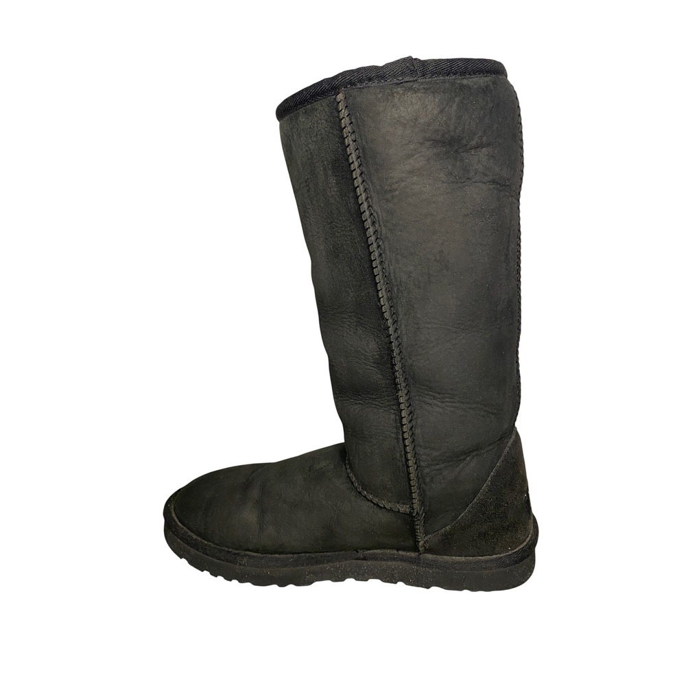 UGG Australia Classic Tall Black Sheepskin Suede Boots Womens Size 7 Cozy Warm